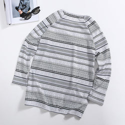 V-neck long sleeve striped T-shirt